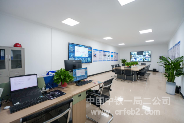 5e61a4f7819f0efa2a75d56a2d334666